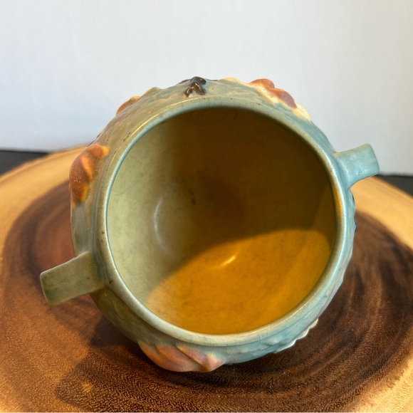 Magnolia Roseville Jardinier Pot - Picture 6 of 10